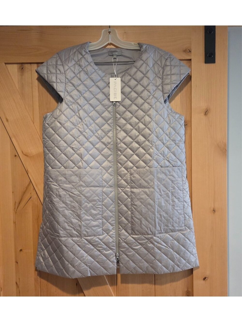 New! Pacibe Women XL Gray Long Puffer Vest Quilted Big Pockets Zip Side Slits